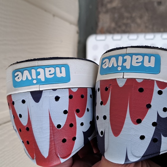 Men's Native Water Shoes - sz 10 - Picture 10 of 10